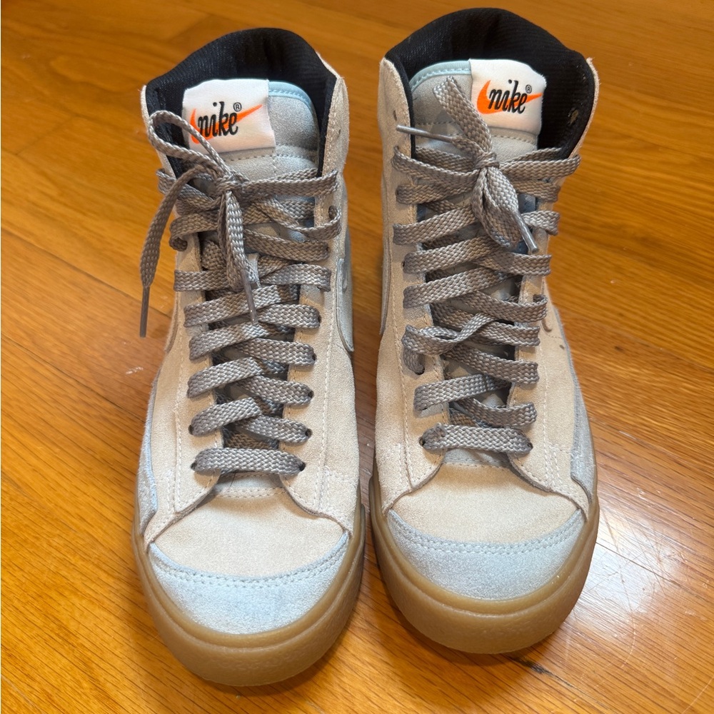 Nike Blazers Mid Sneakers in Grey and Light Blue
